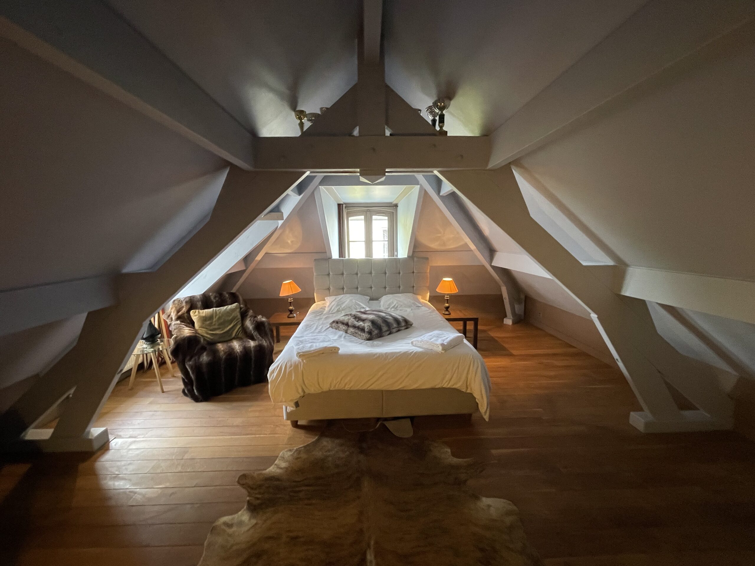 5. Chambre priv., SDB partagée (dès 30 €/nuit)